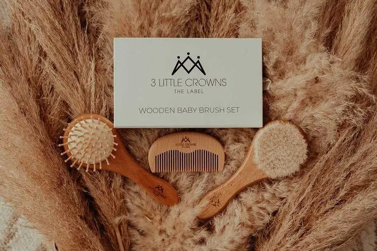 3 Little Crowns Wooden Baby Brush Set