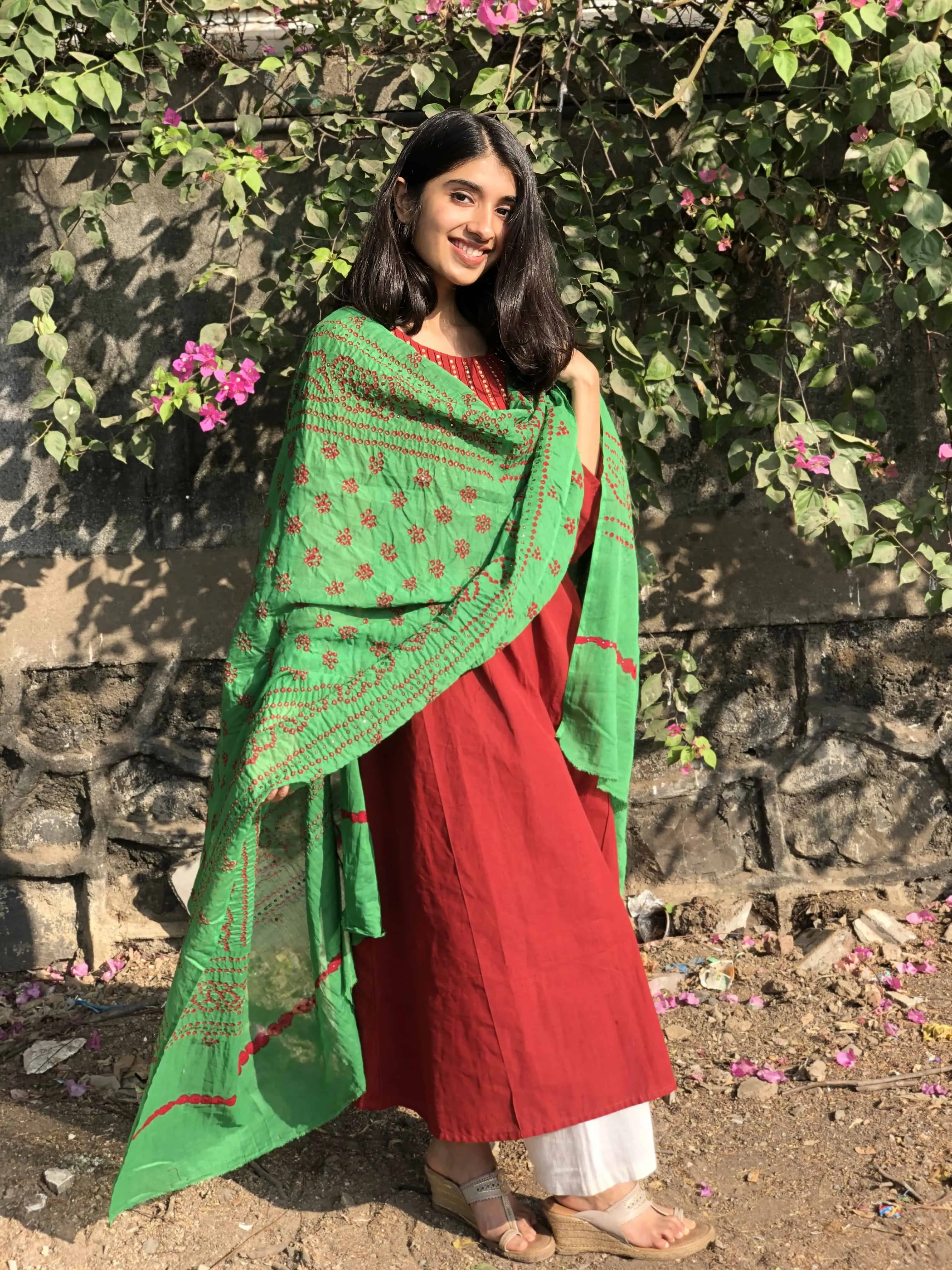 Bandhej Light Green Mirror Work Cotton Dupatta | Relove