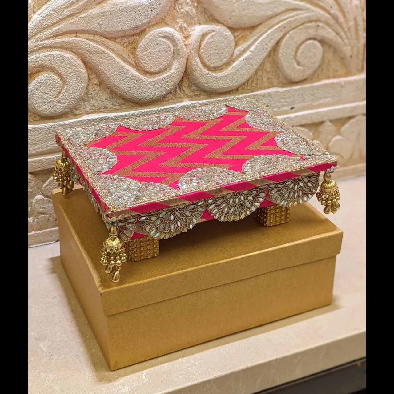 Beautiful Return gift chowki with Box-LR001RGC