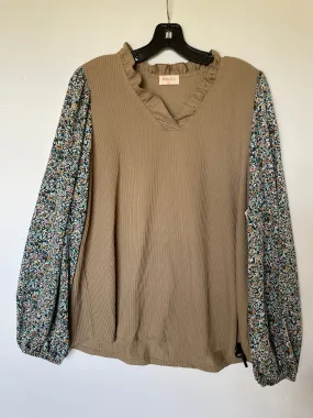 Beige Top Long Sleeve Cmc, Size 2x