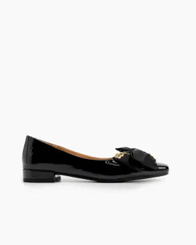 Chain & Bow Decor Chunky Heel Loafers